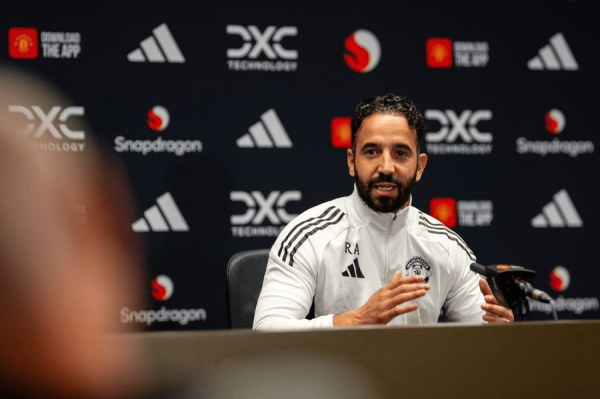 专业配资查询门户 阿莫林: 冬窗? 曼联没讨论阵容调整话题;没人和我说要离开